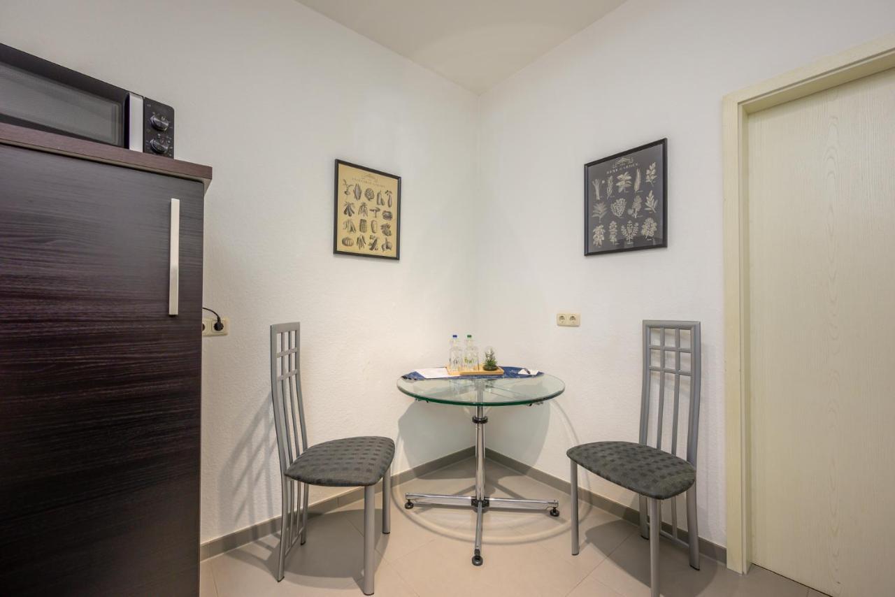 Apartment Zentral Fewo - Eg - Karli - 30qm - Kueche - Disneyplus Leipzig